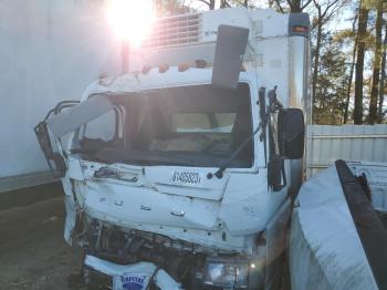  Salvage Mitsubishi Fuso Truc Fe Feczts