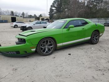  Salvage Dodge Challenger