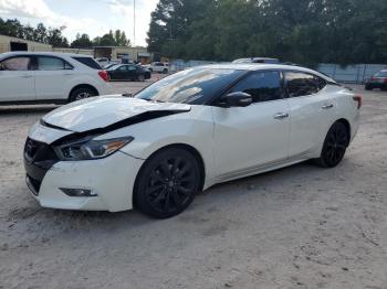  Salvage Nissan Maxima