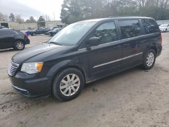  Salvage Chrysler Minivan