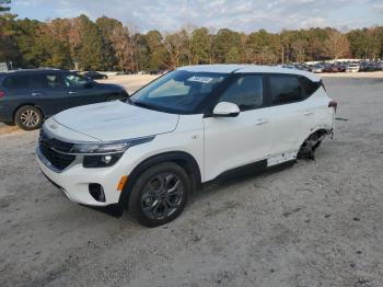  Salvage Kia Seltos