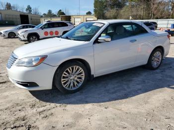  Salvage Chrysler 200