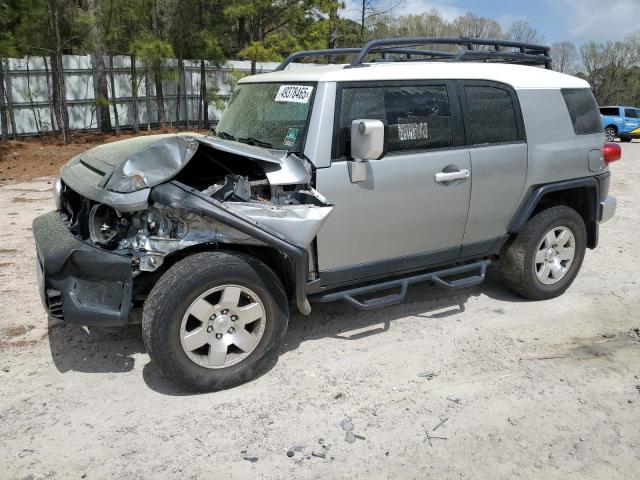  Salvage Toyota FJ Cruiser