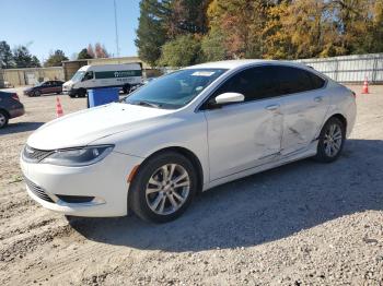  Salvage Chrysler 200