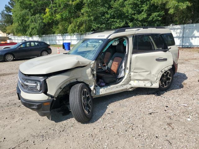  Salvage Ford Bronco