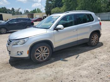  Salvage Volkswagen Tiguan