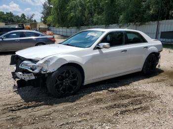  Salvage Chrysler 300