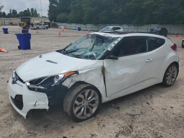  Salvage Hyundai VELOSTER