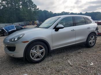  Salvage Porsche Cayenne