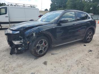  Salvage Alfa Romeo Stelvio