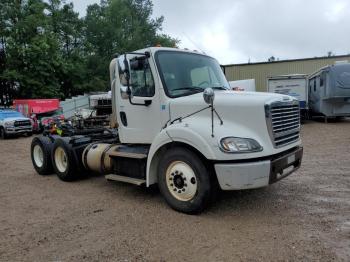  Salvage Freightliner M2 112 Med