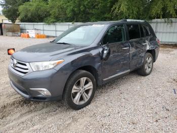  Salvage Toyota Highlander