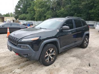  Salvage Jeep Cherokee