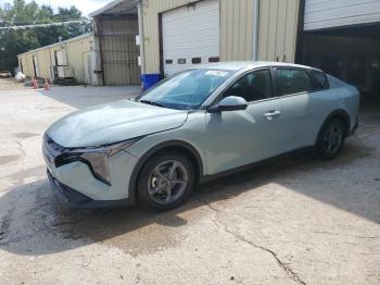  Salvage Kia K4 Lx