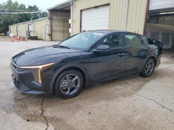  Salvage Kia K4 Lx