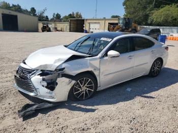  Salvage Lexus Es