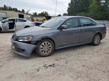  Salvage Volkswagen Passat