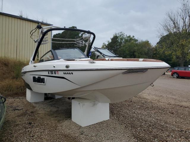  Salvage Malibu Boat
