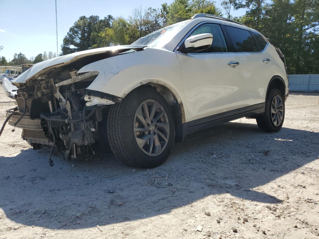 Nissan Rogue S Image 1