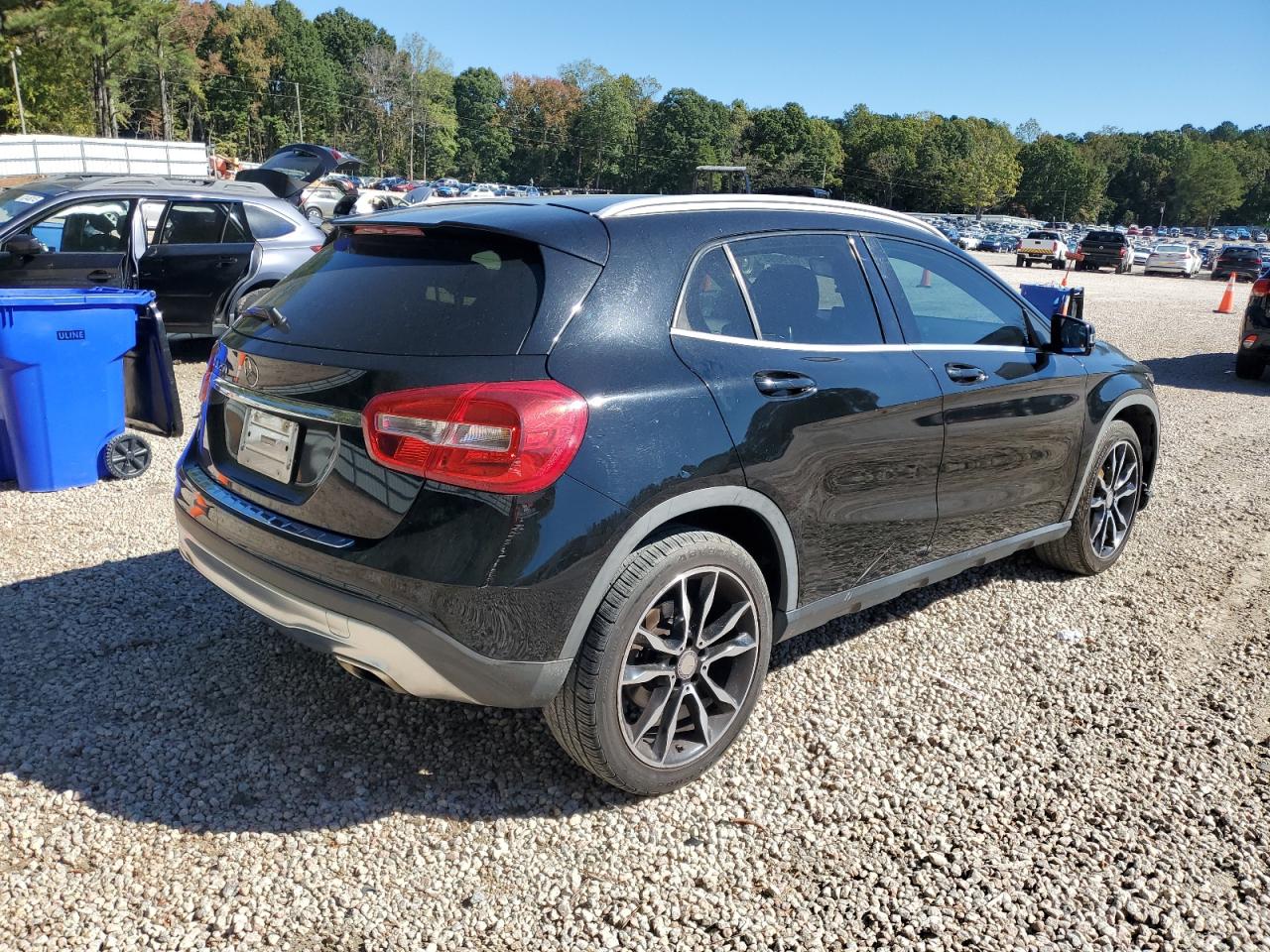 Mercedes-Benz GLA 250 Image 3