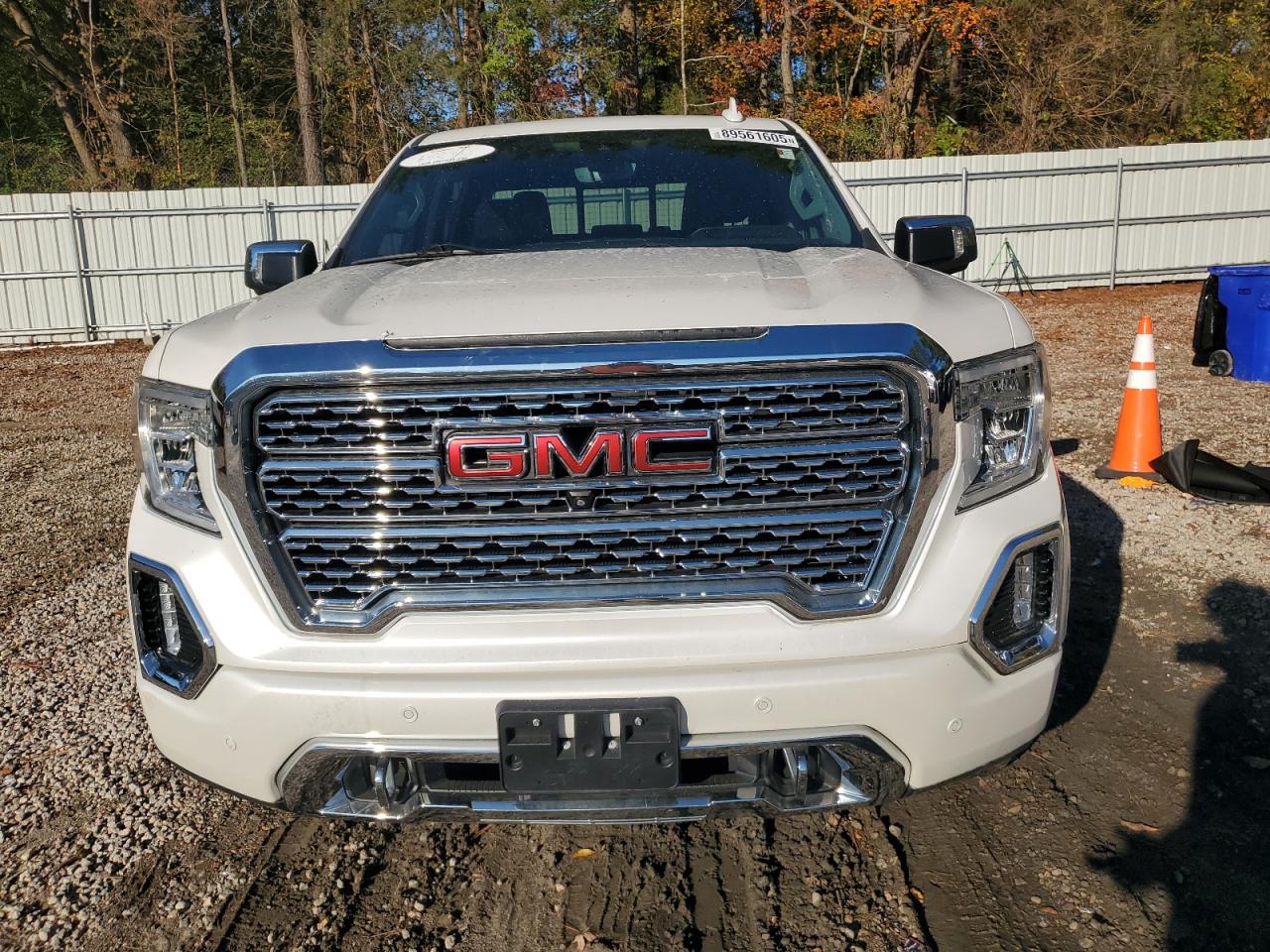 GMC Sierra K1500 Denali Image 7