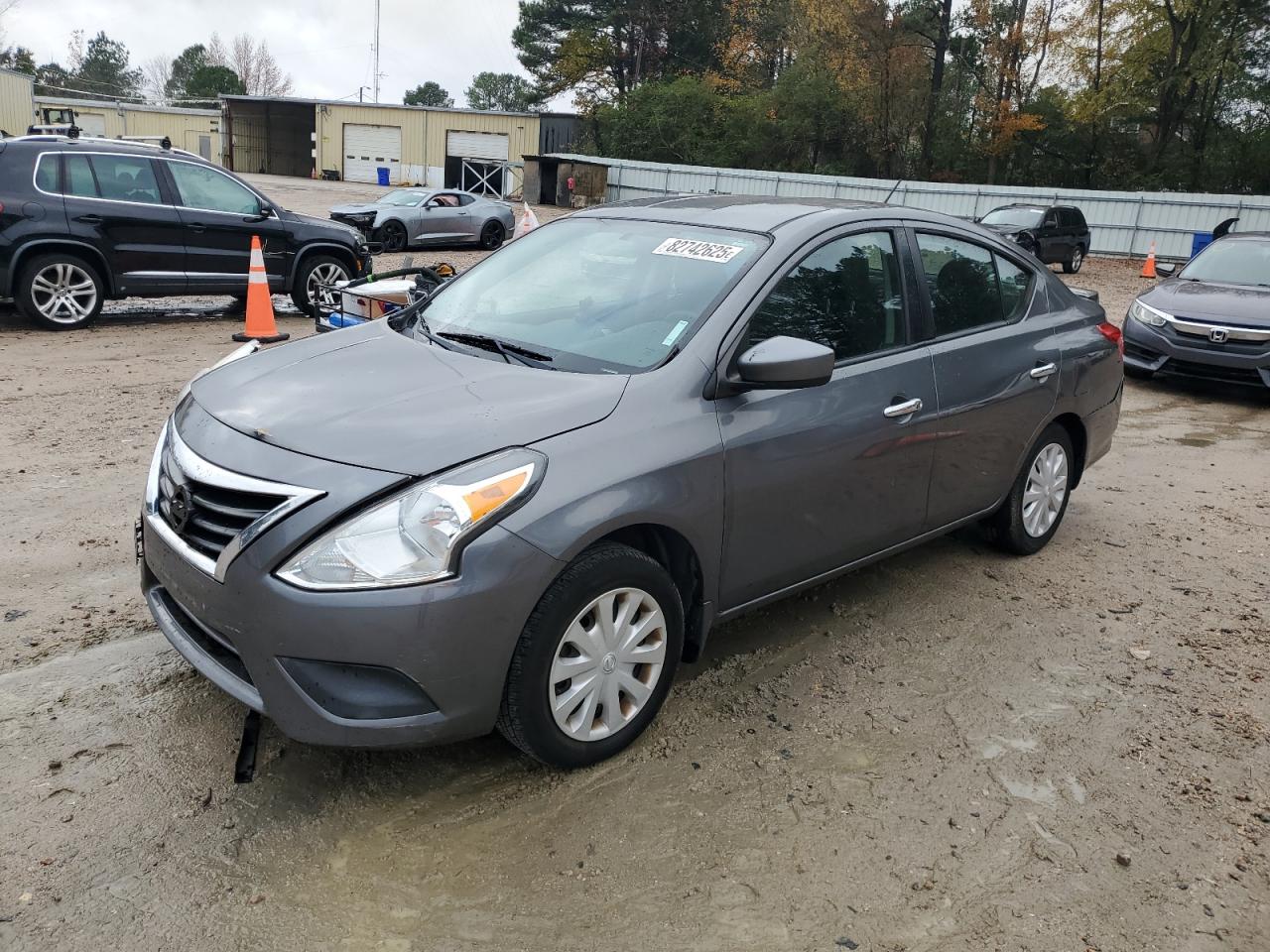 Nissan Versa S Image 1