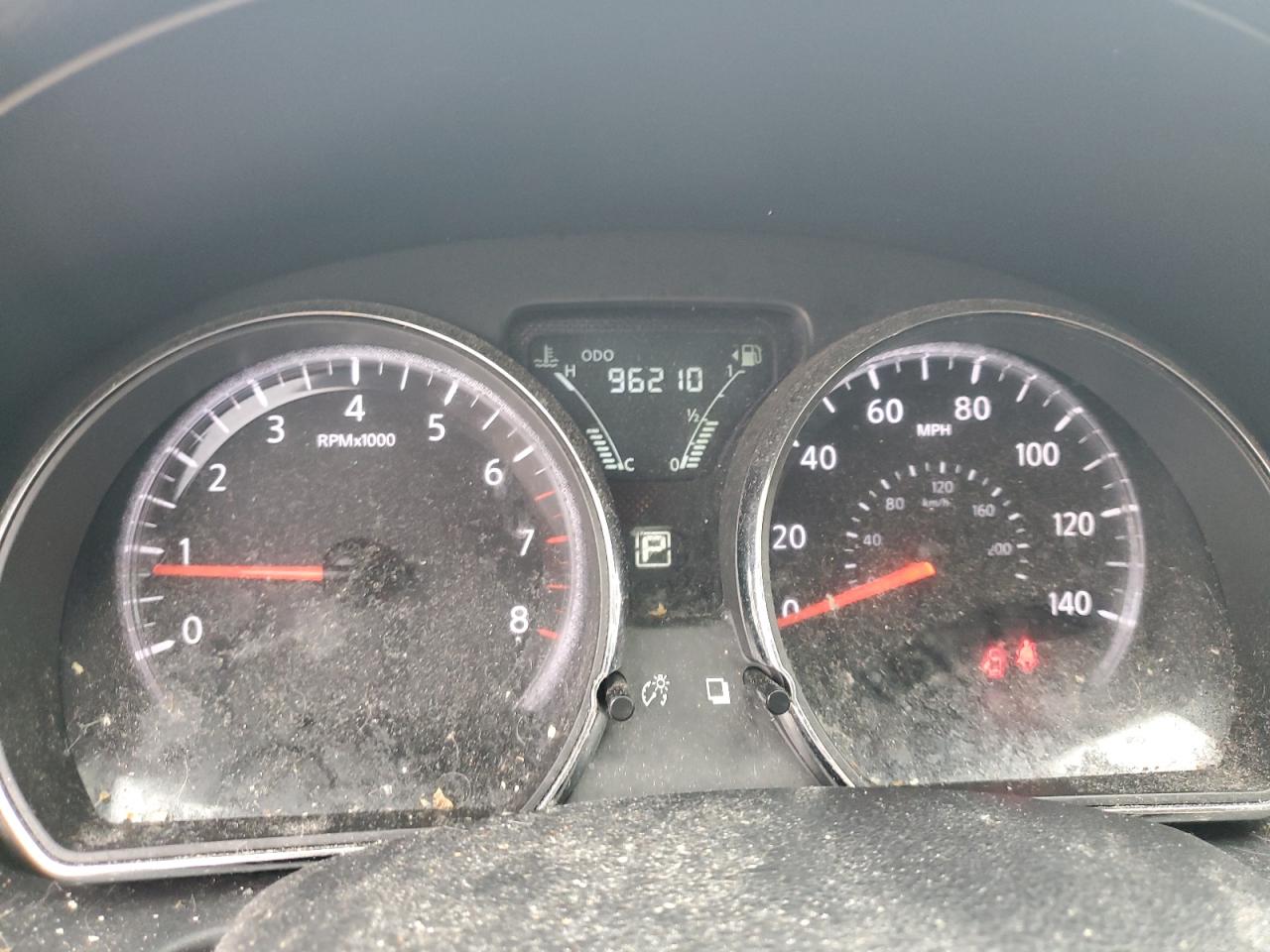 Nissan Versa S Image 9