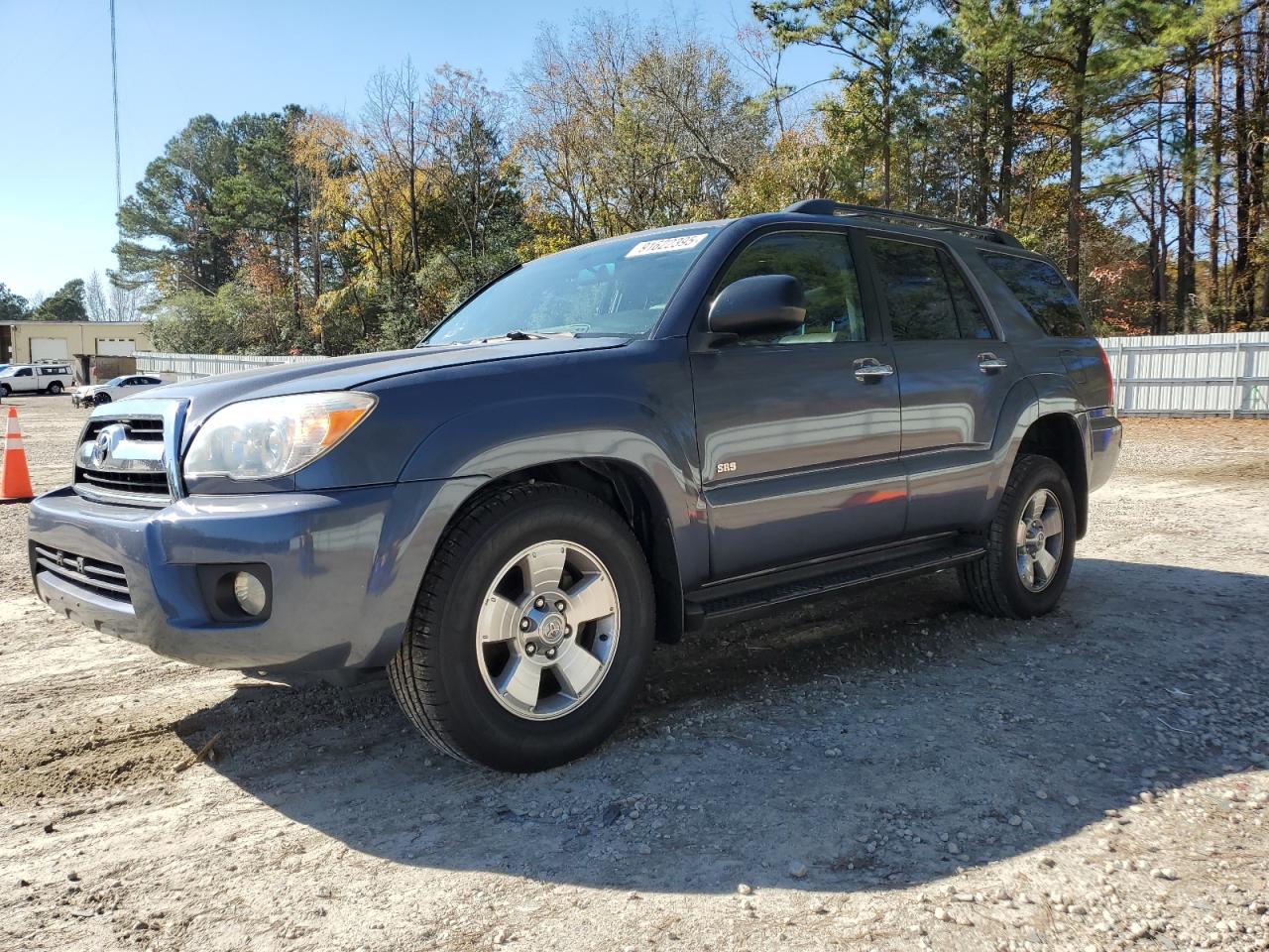 Toyota 4Runner Sr5 Image 1