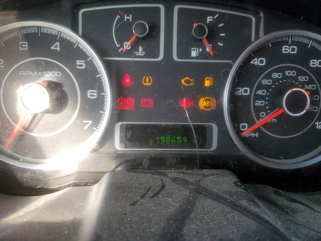 Ford Taurus Sel Image 11