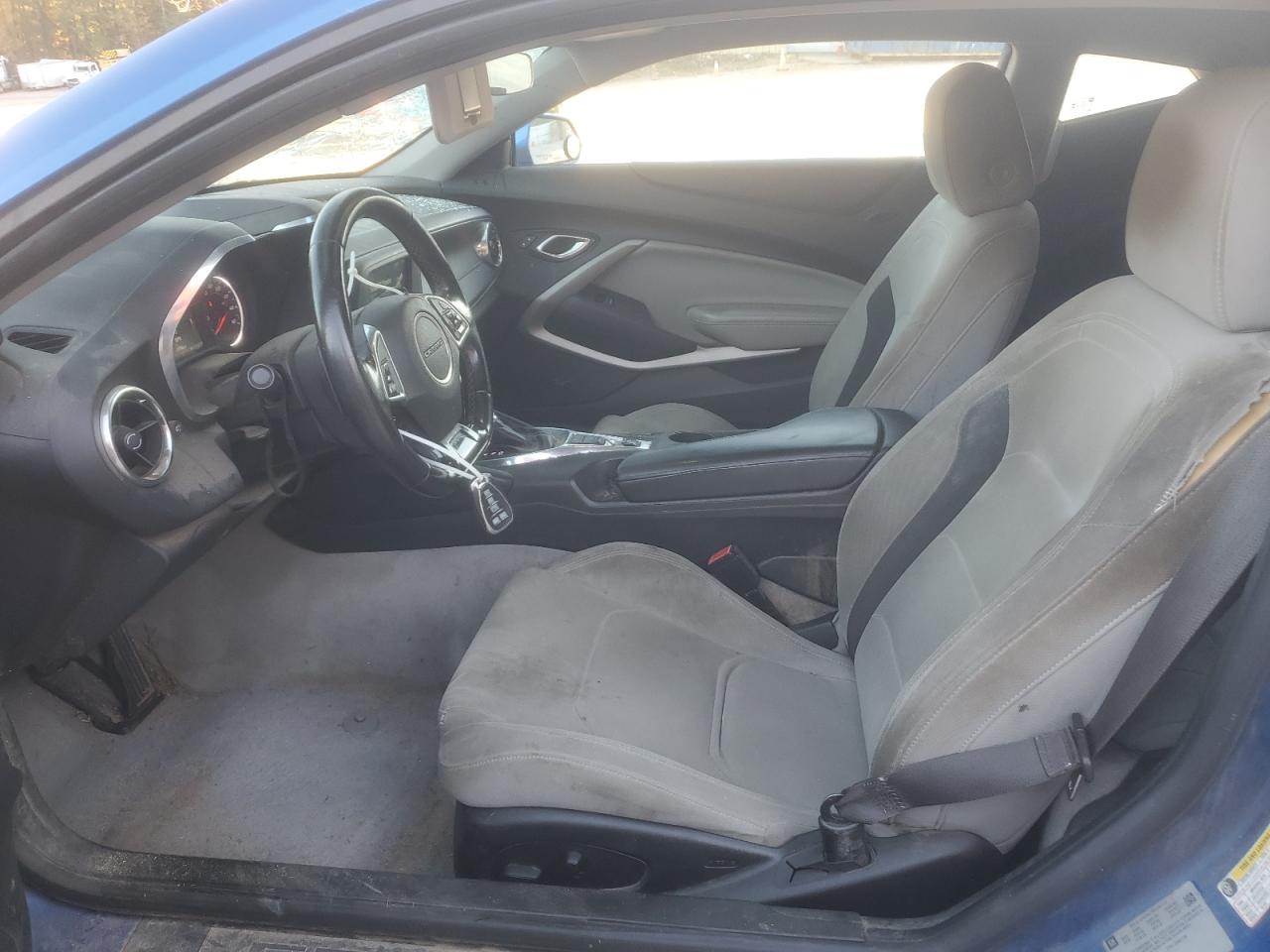 Chevrolet Camaro Lt Image 12