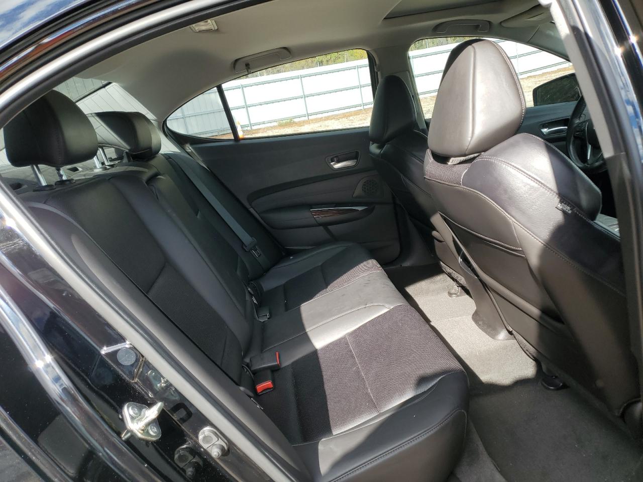 Acura TLX Tech Image 12