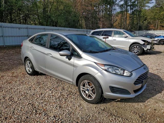 Ford Fiesta Se Image 5