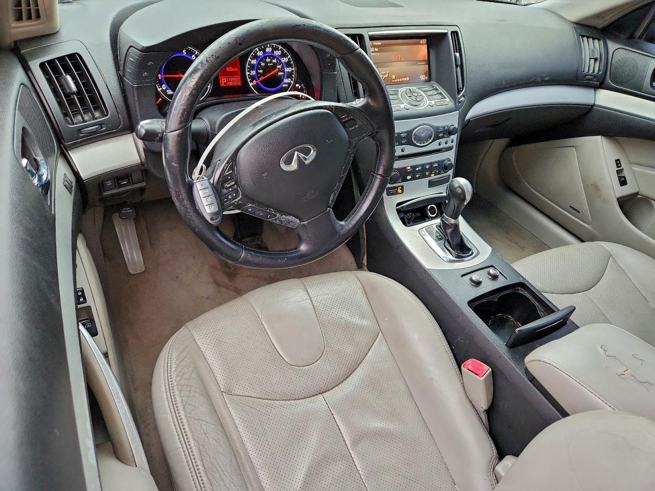 INFINITI G37 Base Image 9