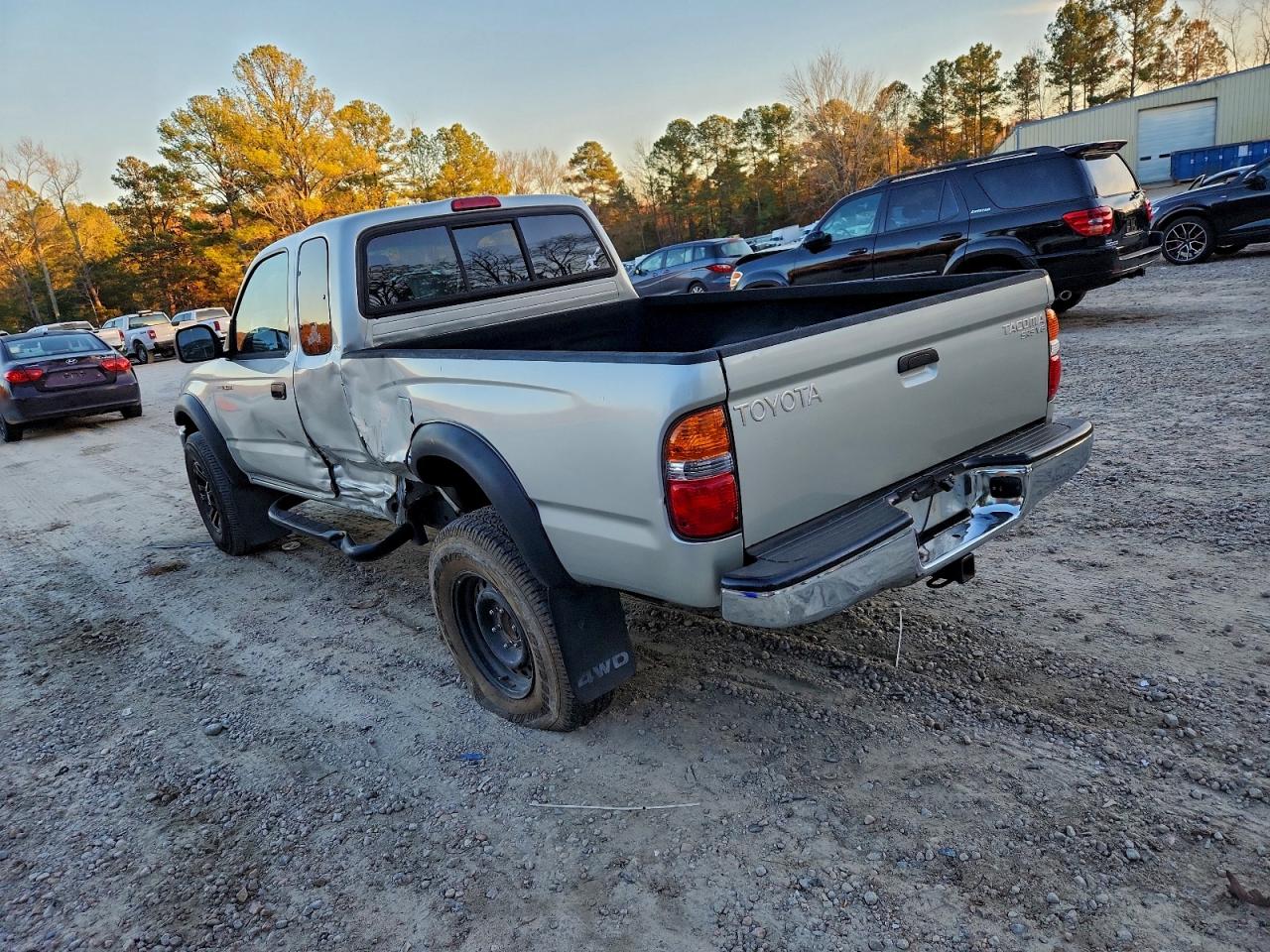 Toyota Tacoma Xtracab Image 12