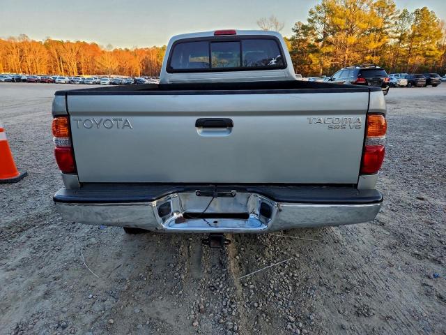 Toyota Tacoma Xtracab Image 11