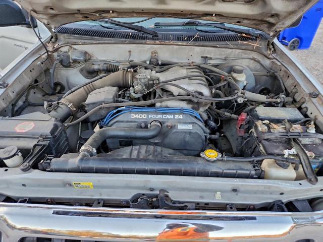 Toyota Tacoma Xtracab Image 6