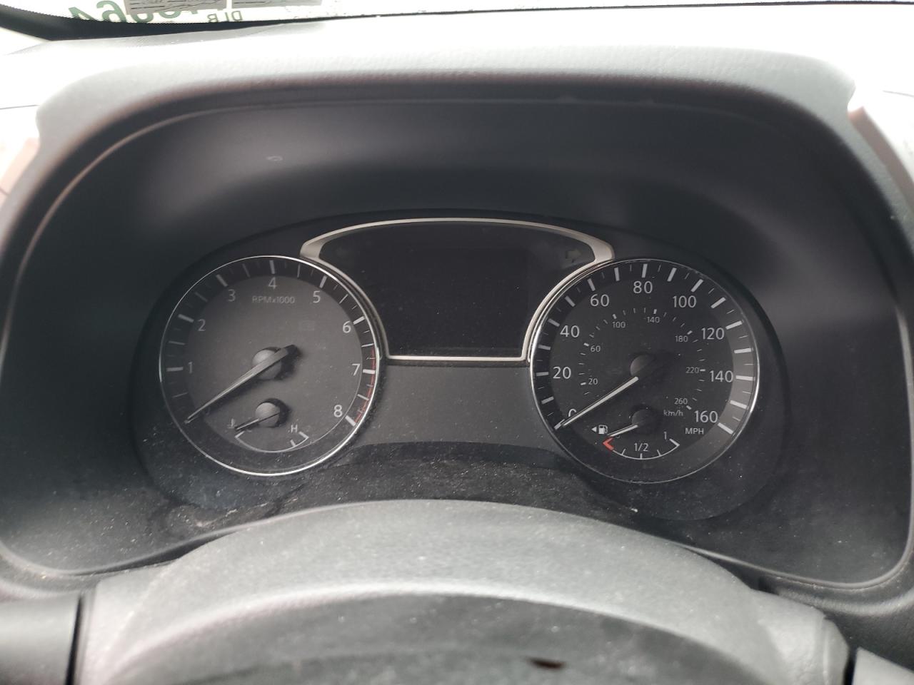 Nissan Pathfinder S Image 12