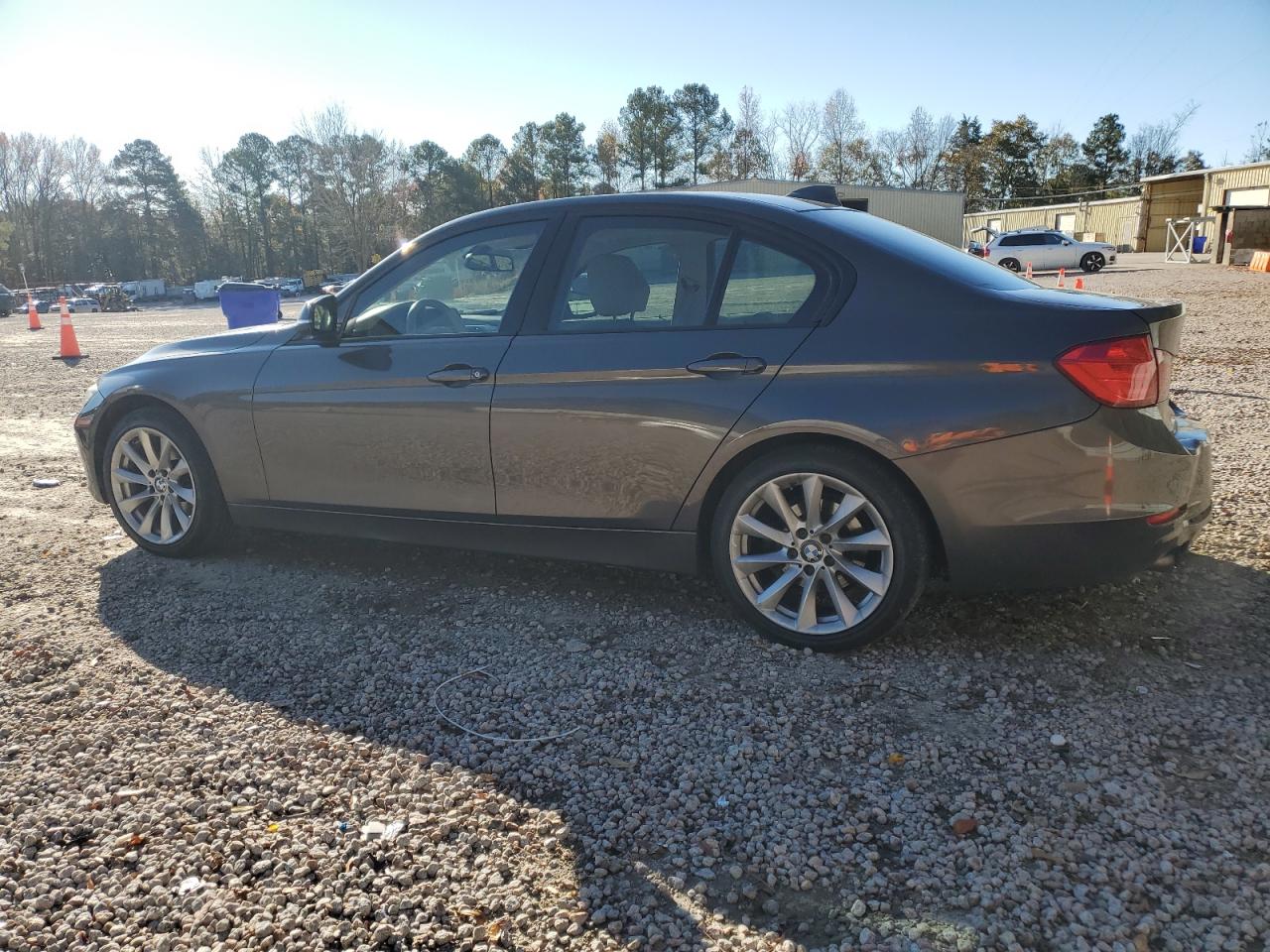 BMW 3 Series I Image 2