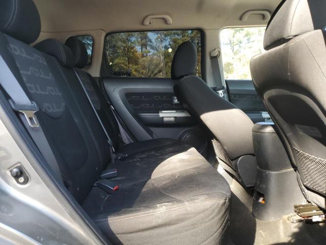 Kia Soul + Image 12