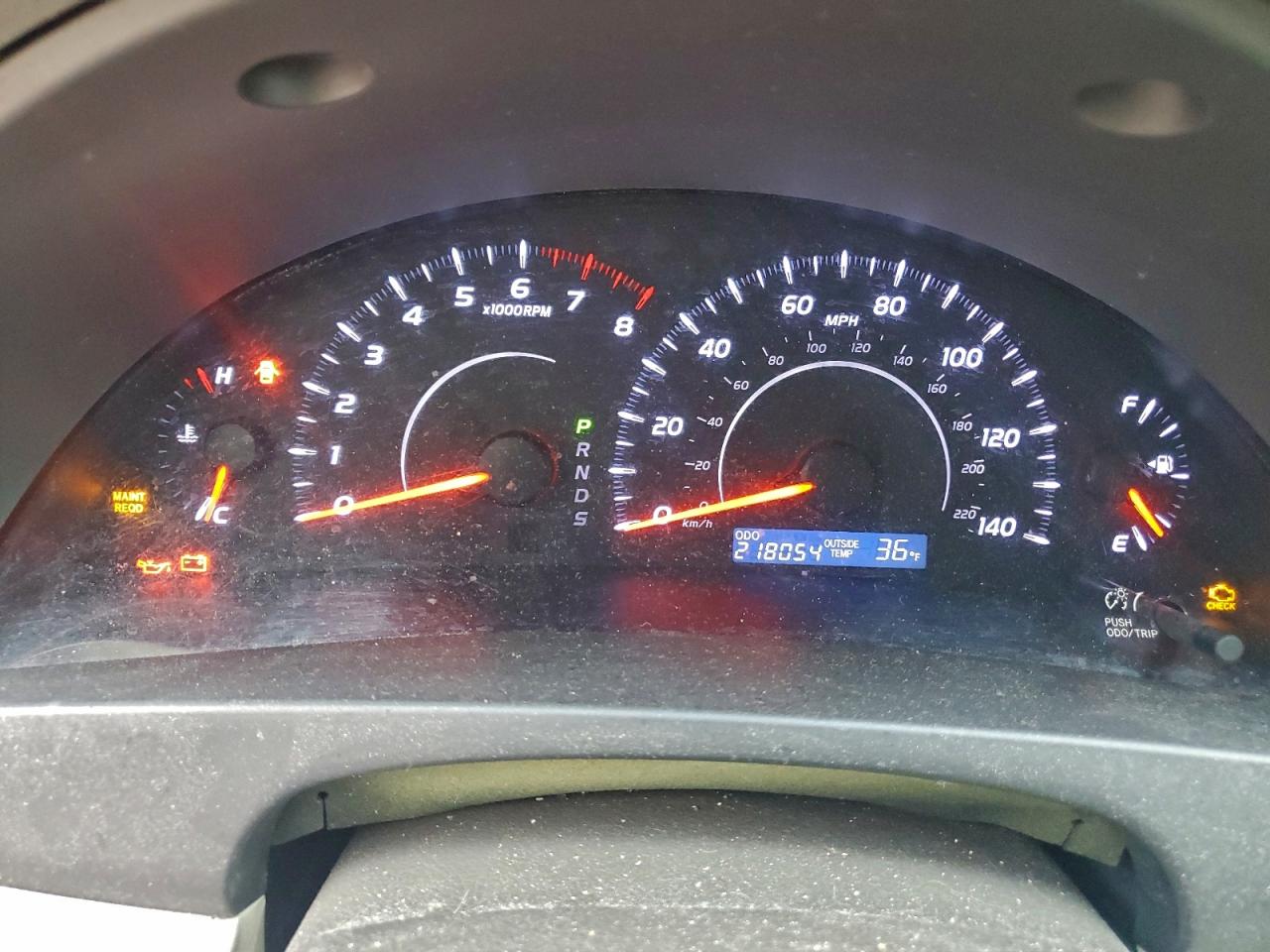 Toyota Camry Base Image 11