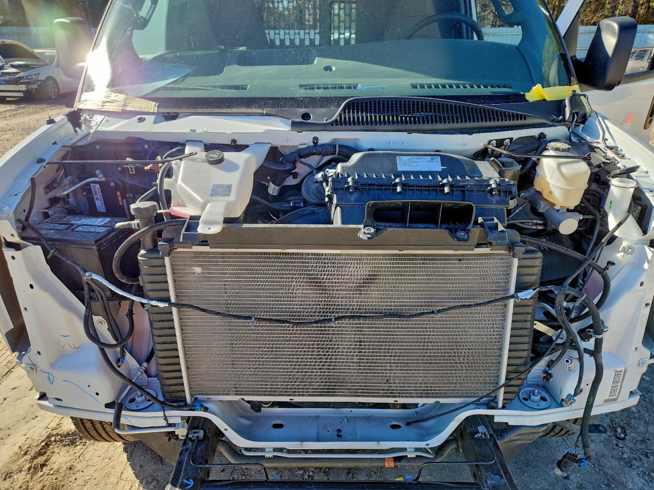 Chevrolet Express Image 5