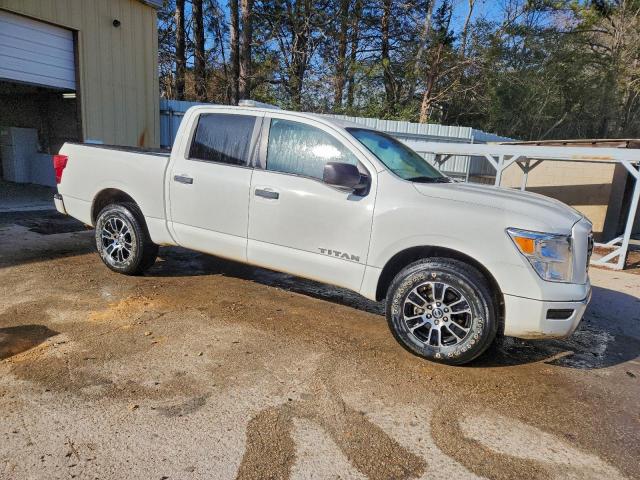 Nissan Titan S Image 12