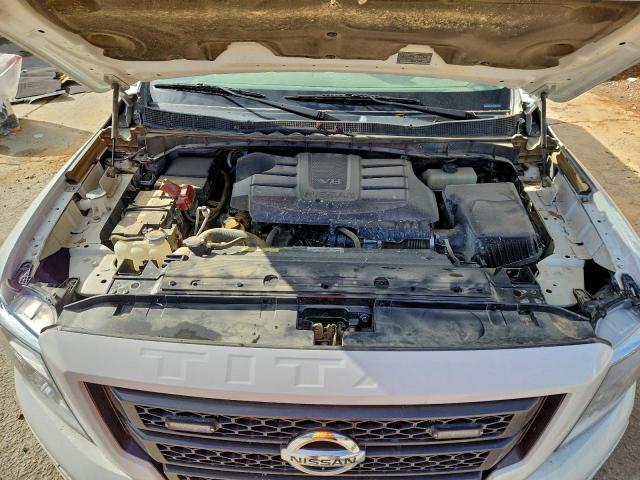 Nissan Titan S Image 10