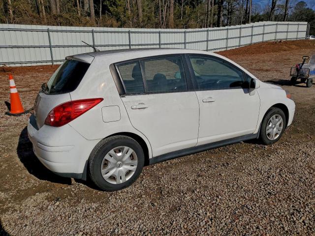 Nissan Versa S Image 4