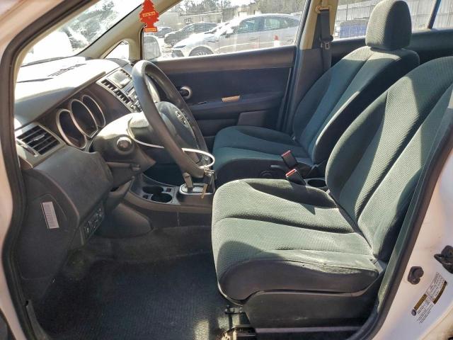 Nissan Versa S Image 6