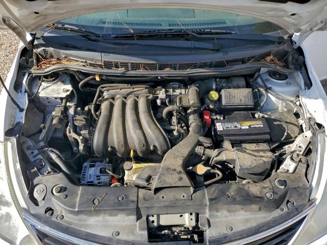 Nissan Versa S Image 10