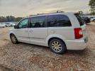 Chrysler Minivan Touring Image 10