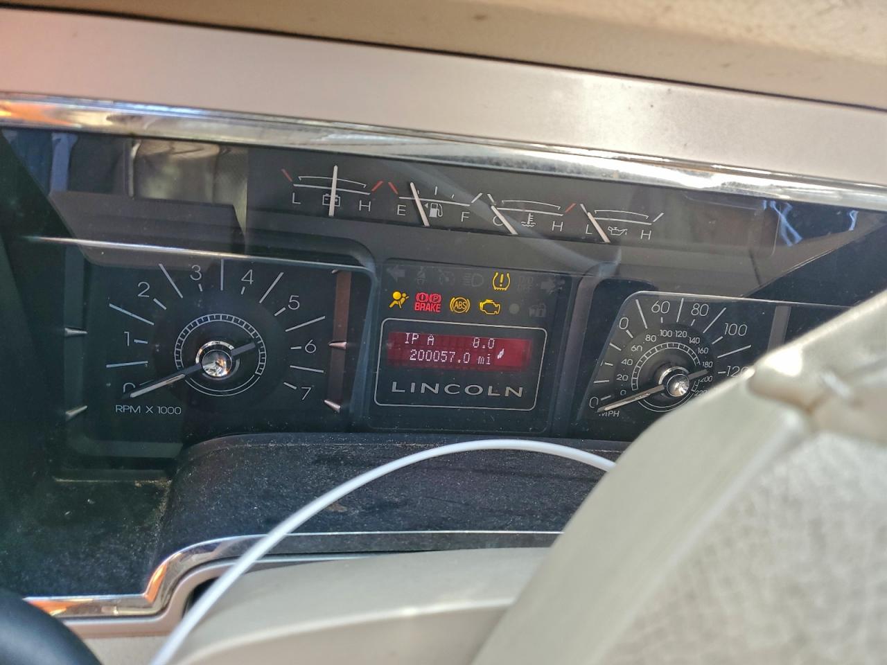 Lincoln Navigator Image 12