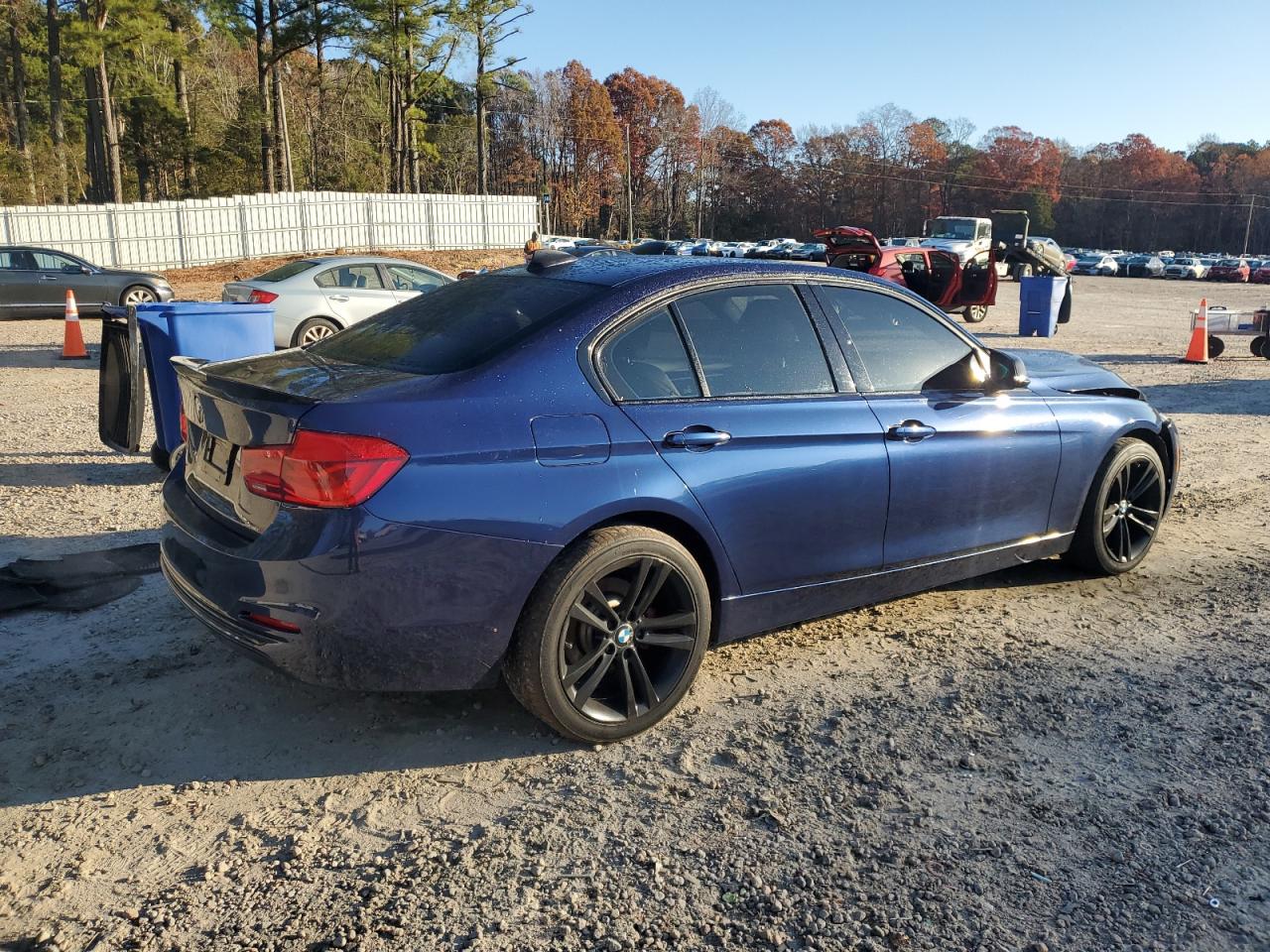 BMW 3 Series I Image 12