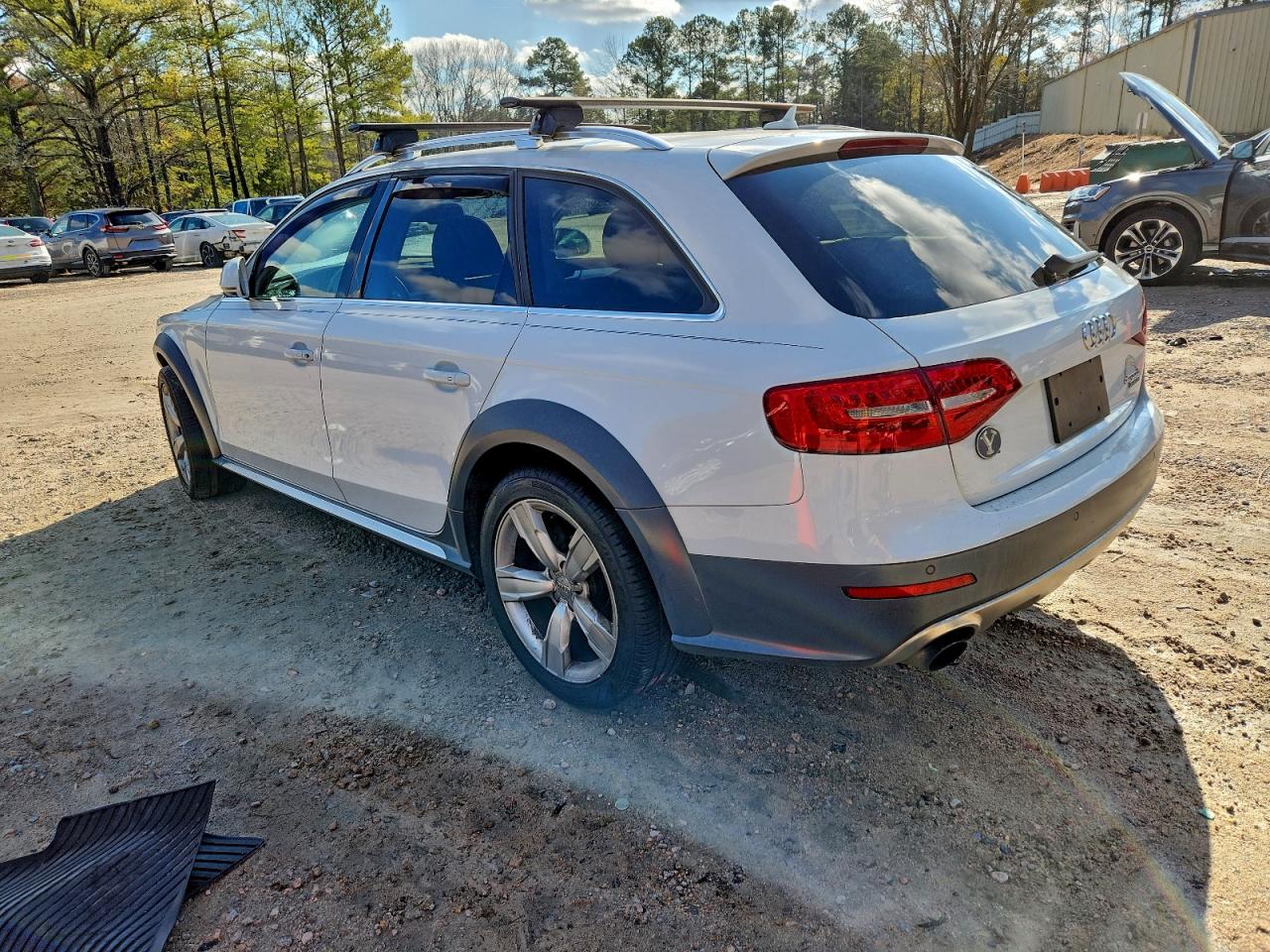 Audi A4 Premium Plus Image 2